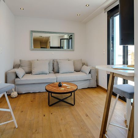 Koukouvagia Penthouse In Athens Apartment Exterior photo